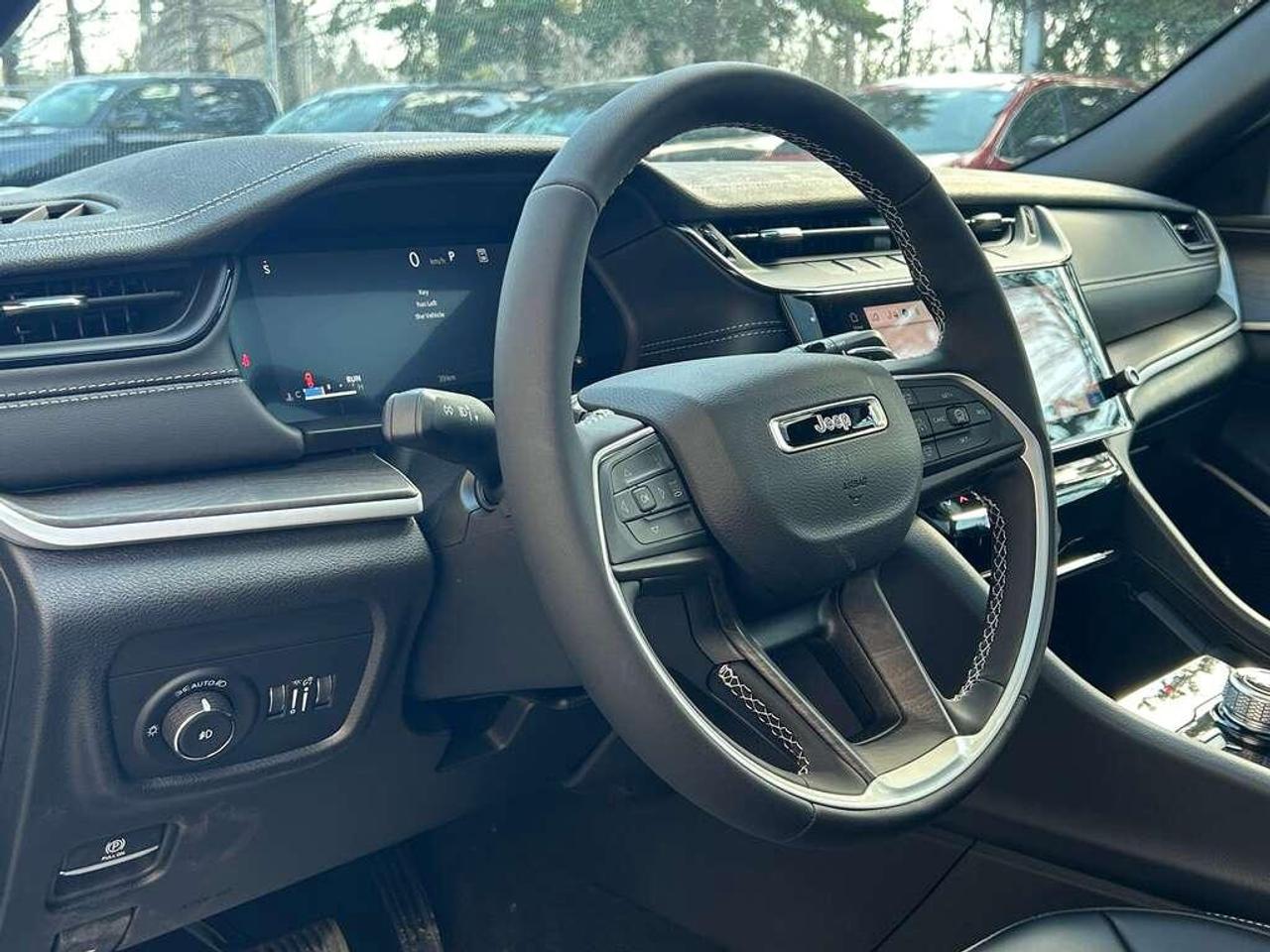 2026 Jeep Grand Cherokee Base 4dr 4x4 Photo