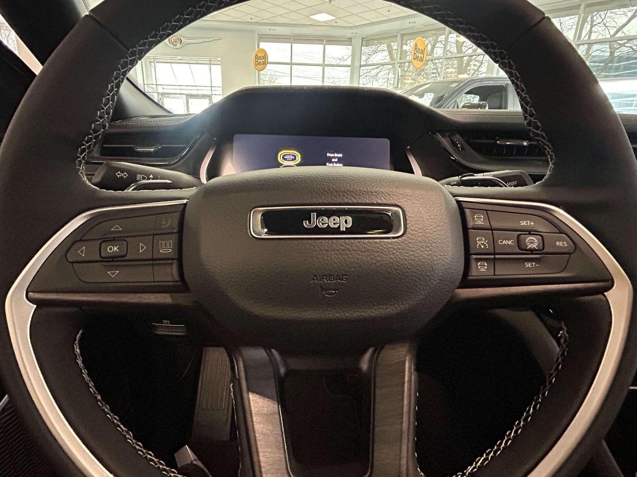 2026 Jeep Grand Cherokee Base 4dr 4x4 Photo