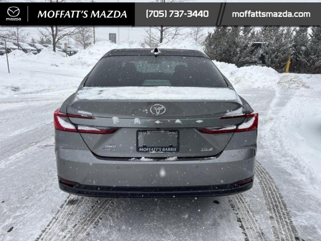 2025 Toyota Camry XLE Photo3