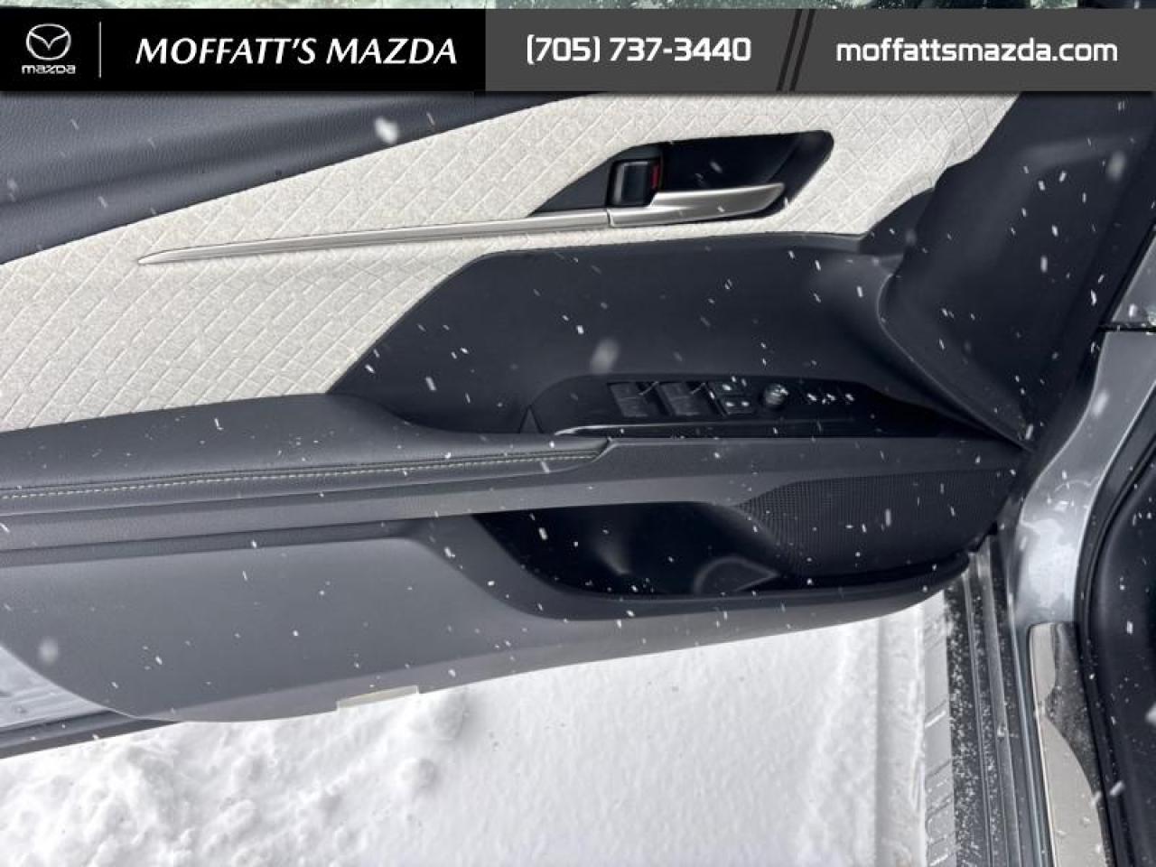 2025 Toyota Camry XLE Photo