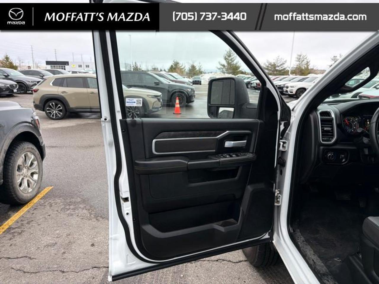 2024 RAM 2500 Big Horn Photo