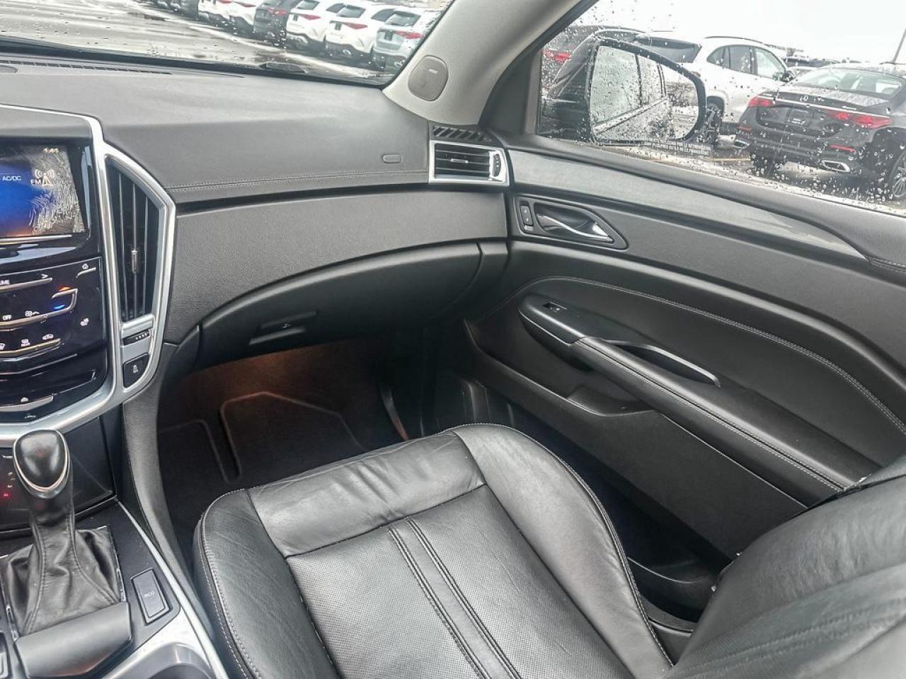 2013 Cadillac SRX LEATHER Photo
