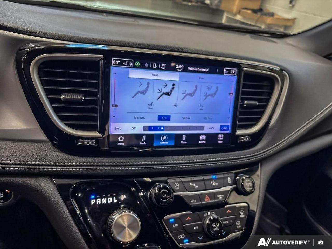 2022 Chrysler Pacifica Touring Front-Wheel Drive Passenger Van Photo