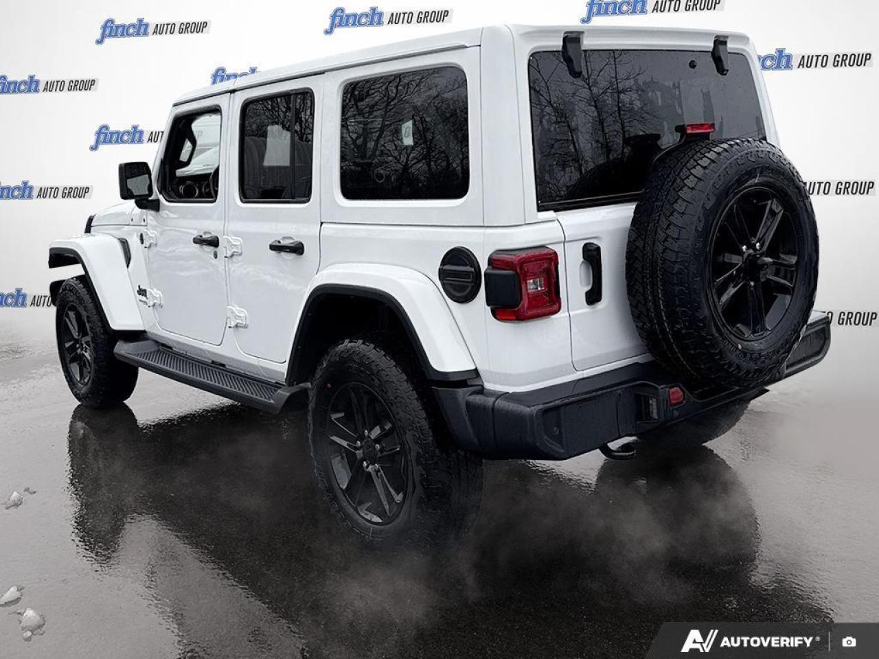 2021 Jeep WRANGLER UNLIMITED Sahara 4dr 4x4 Photo