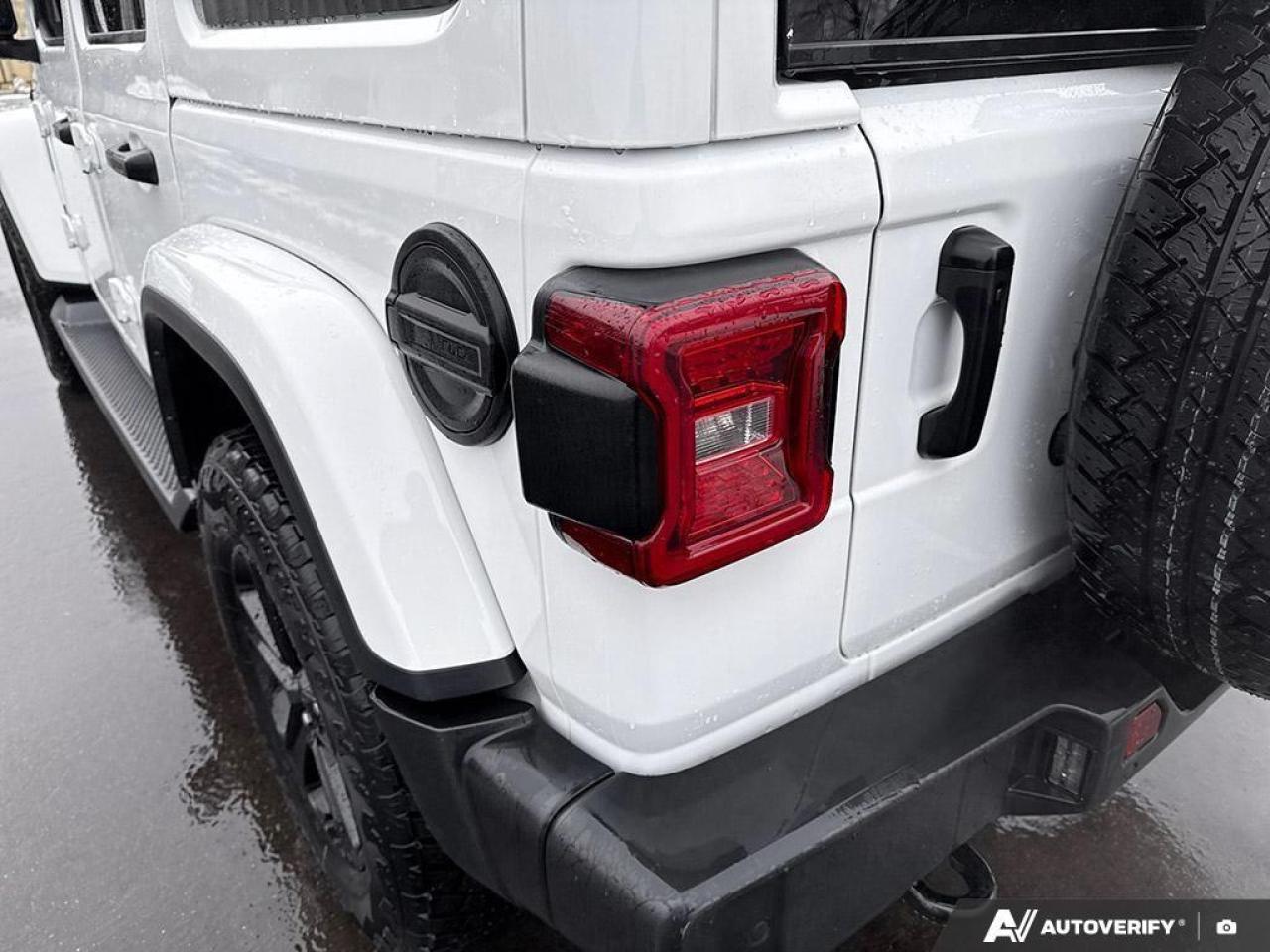2021 Jeep WRANGLER UNLIMITED Sahara 4dr 4x4 Photo