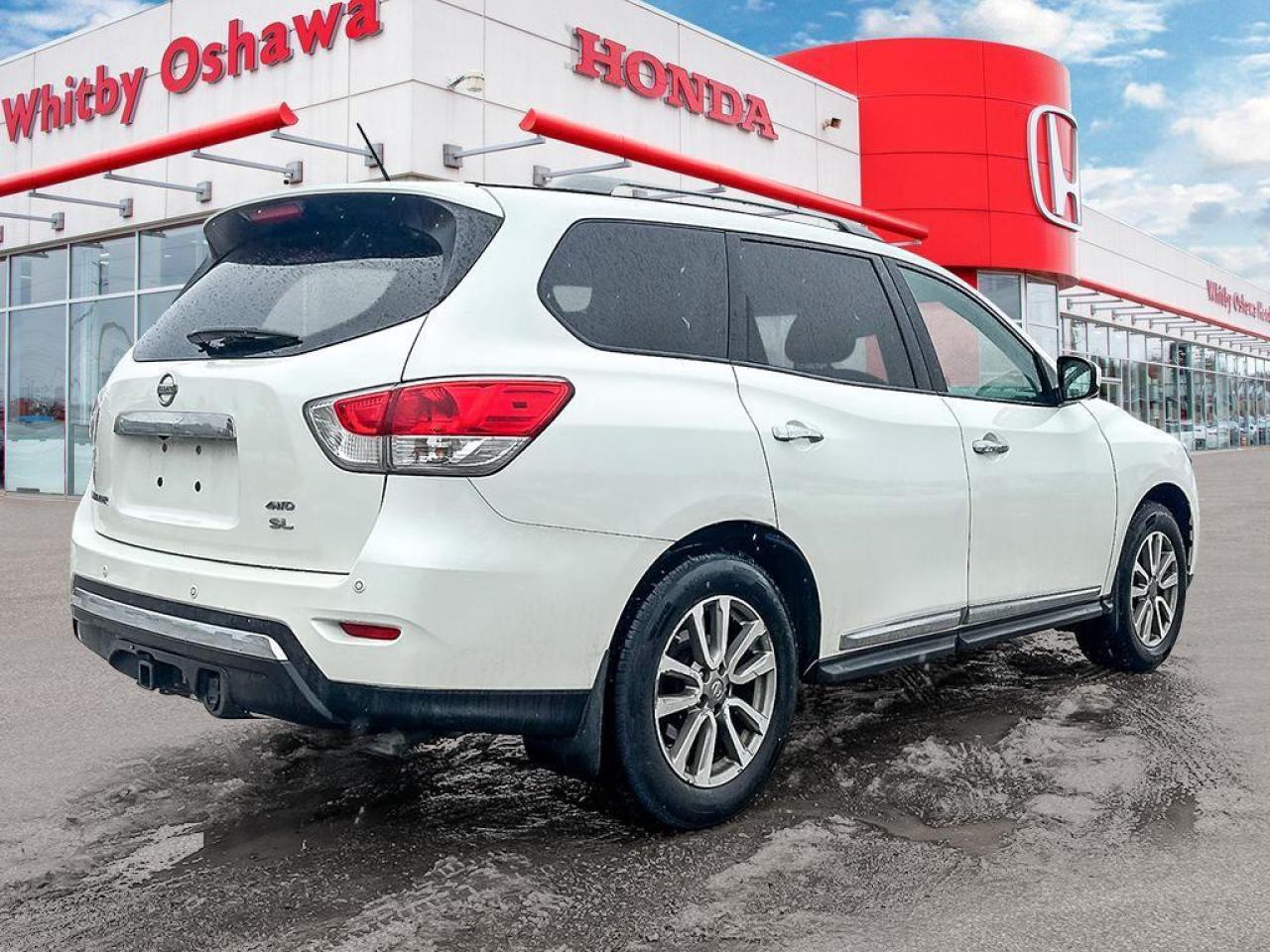 2016 Nissan Pathfinder  Photo