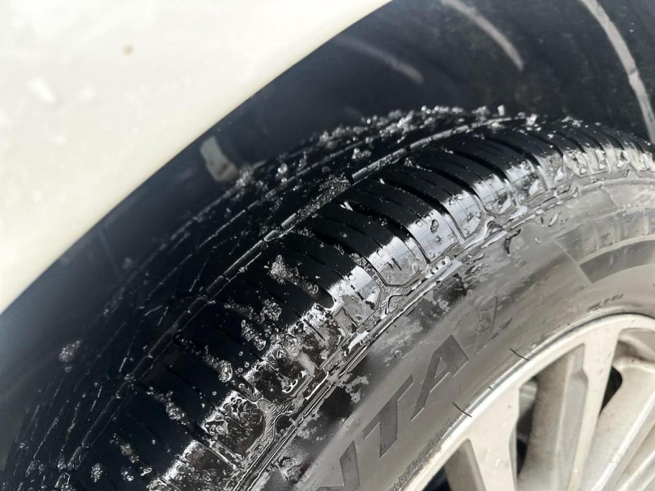 2016 Nissan Pathfinder  Photo