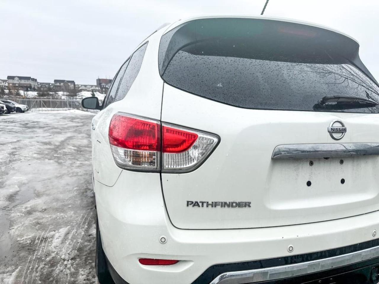 2016 Nissan Pathfinder  Photo