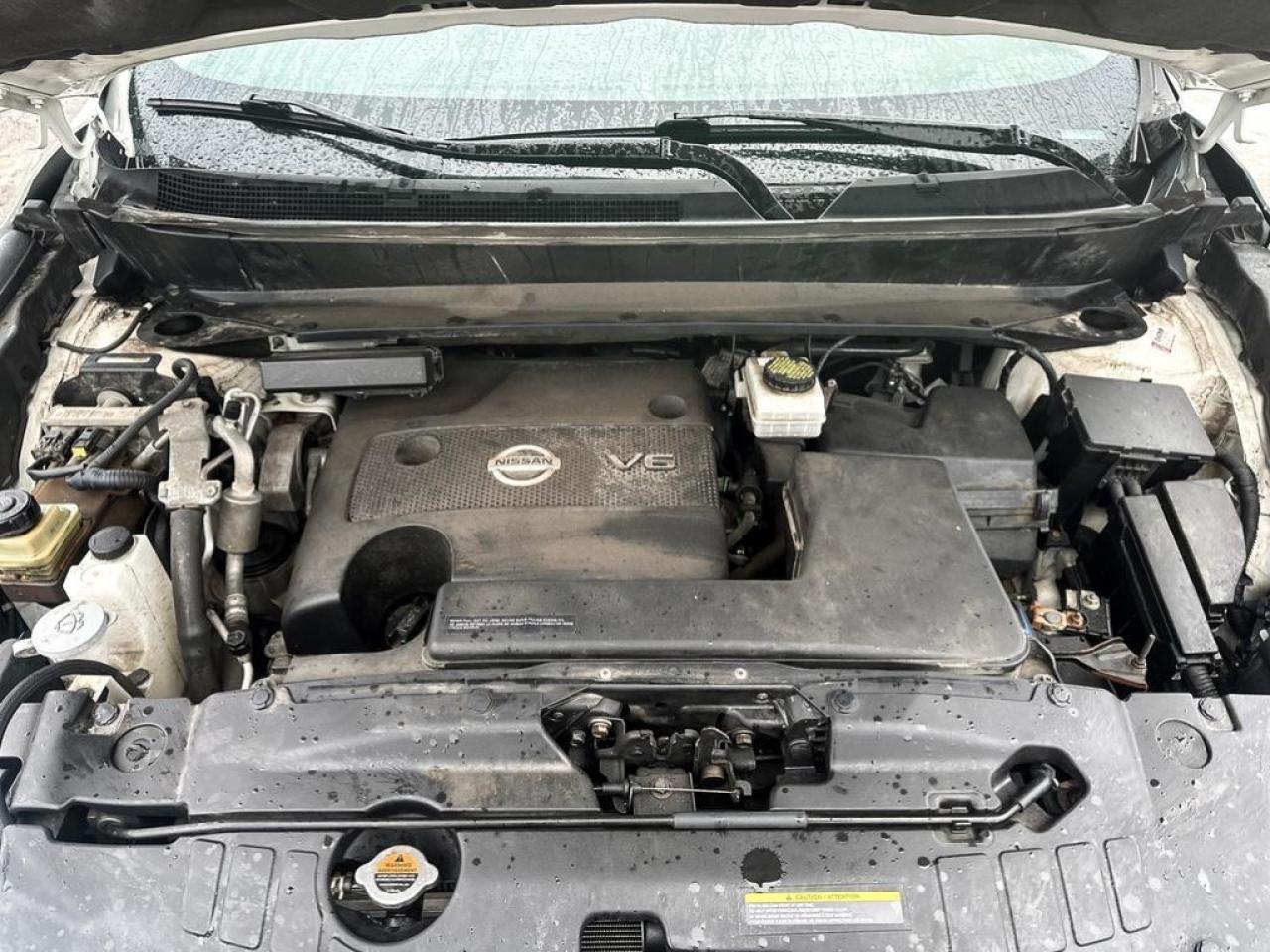 2016 Nissan Pathfinder  Photo