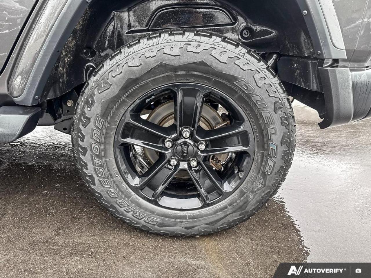 2022 Jeep WRANGLER UNLIMITED Sahara 4dr 4x4 Photo