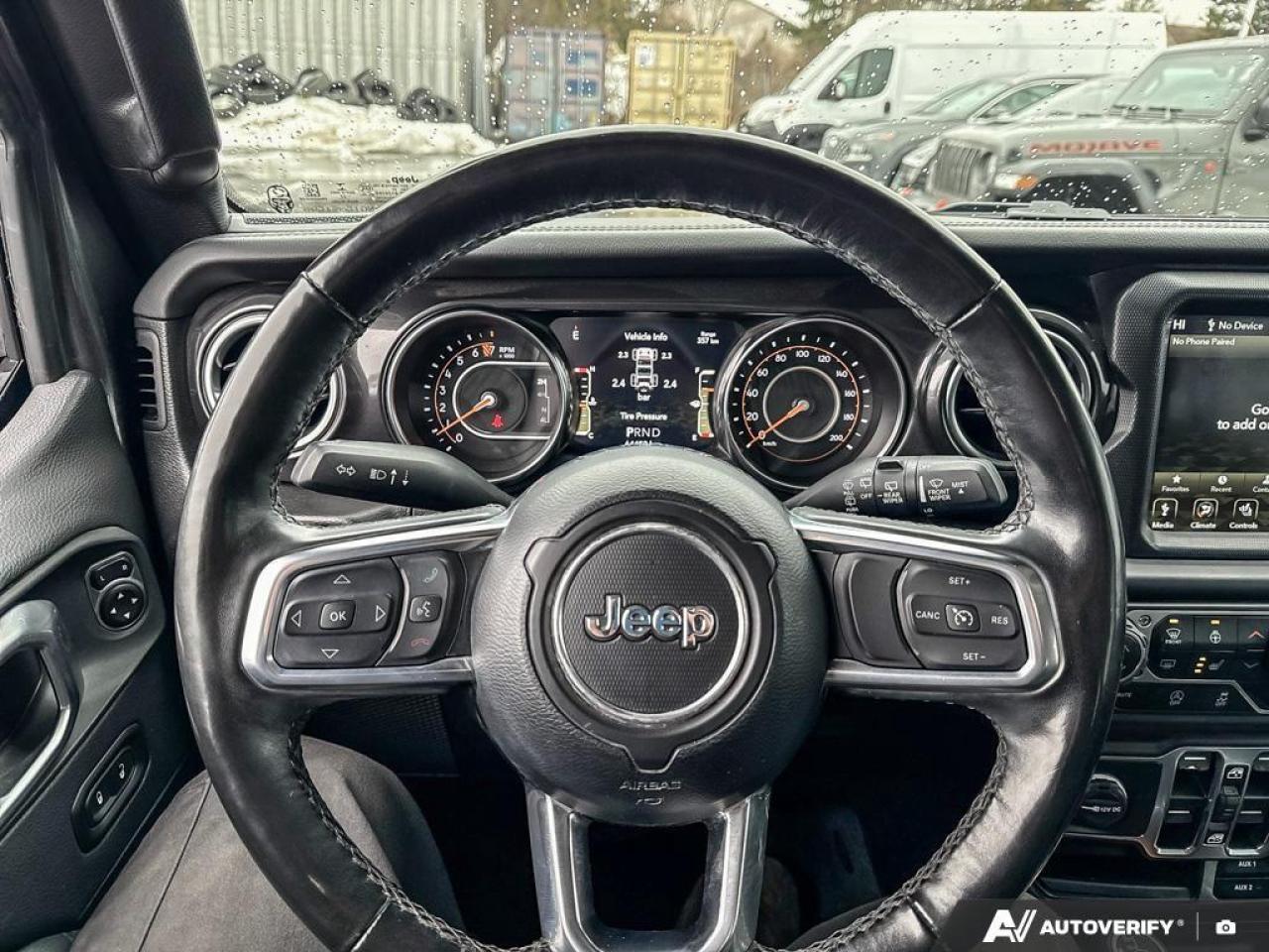 2022 Jeep WRANGLER UNLIMITED Sahara 4dr 4x4 Photo