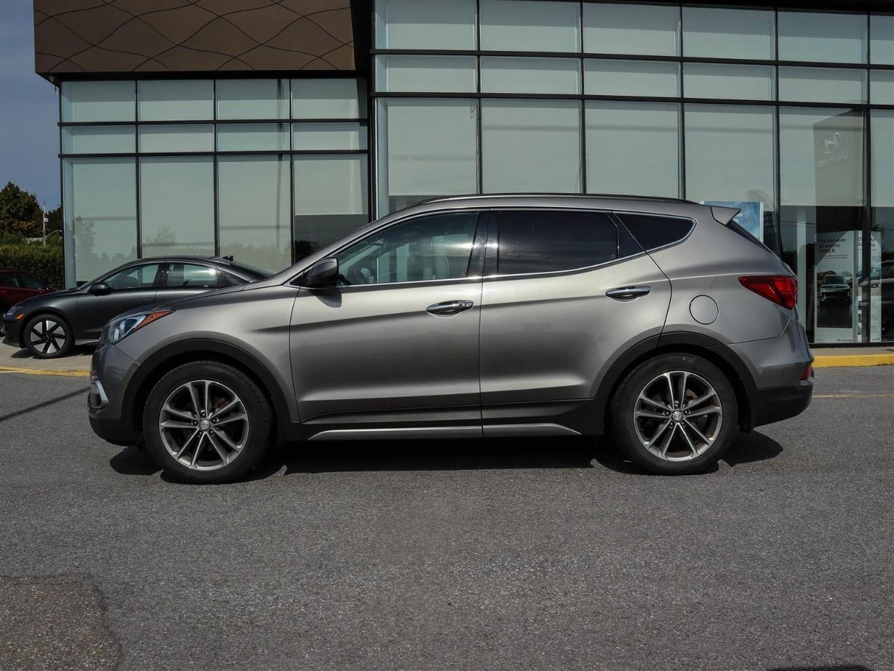 2018 Hyundai Santa Fe Sport 2.0T Limited 4dr All-Wheel Drive Photo4