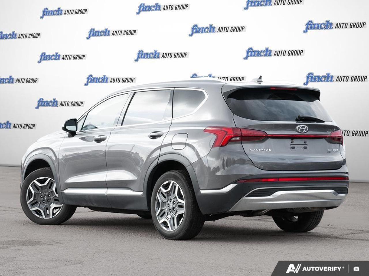 2022 Hyundai Santa Fe HEV Luxury 4dr All-Wheel Drive Photo