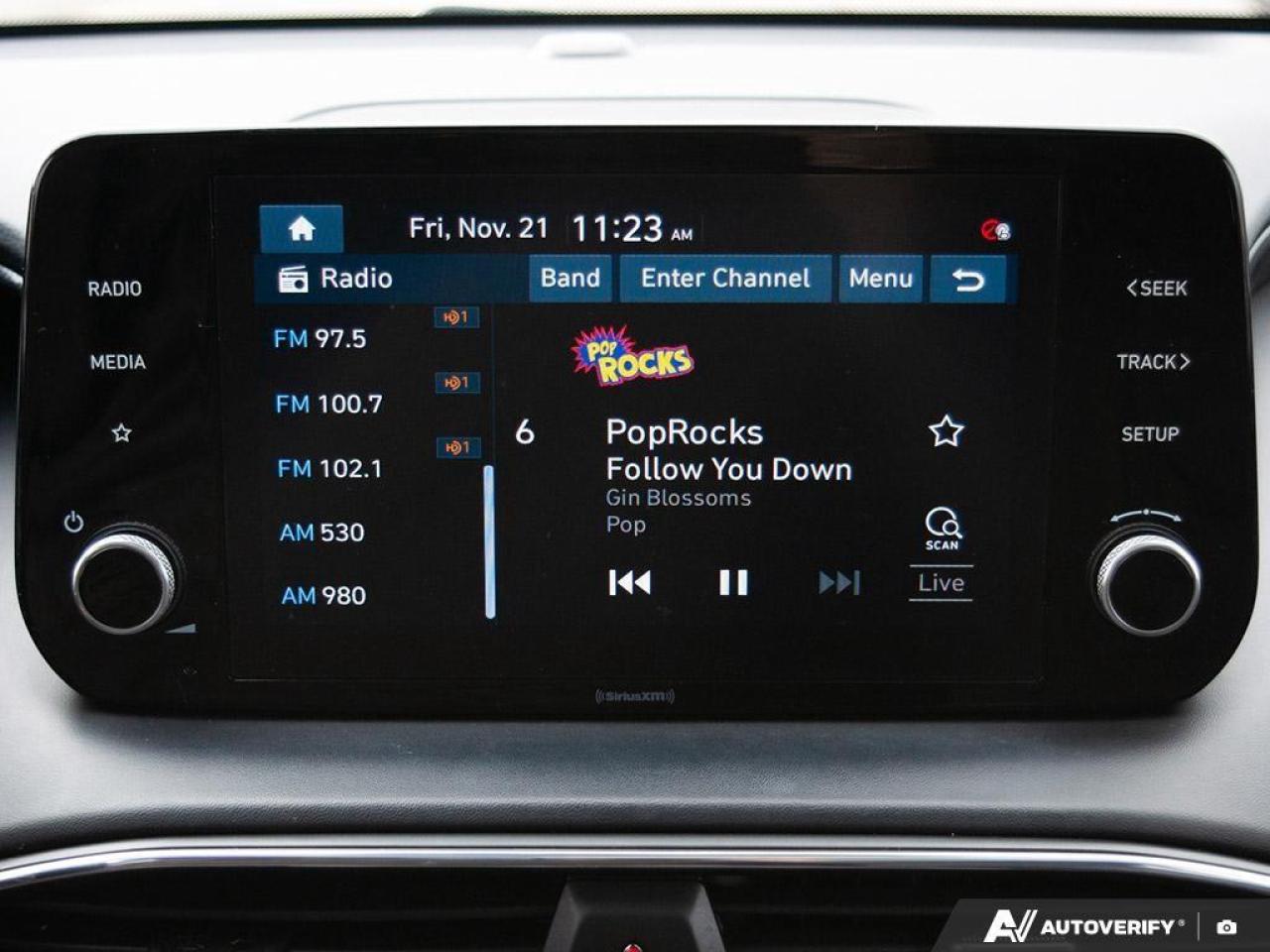 2022 Hyundai Santa Fe HEV Luxury 4dr All-Wheel Drive Photo