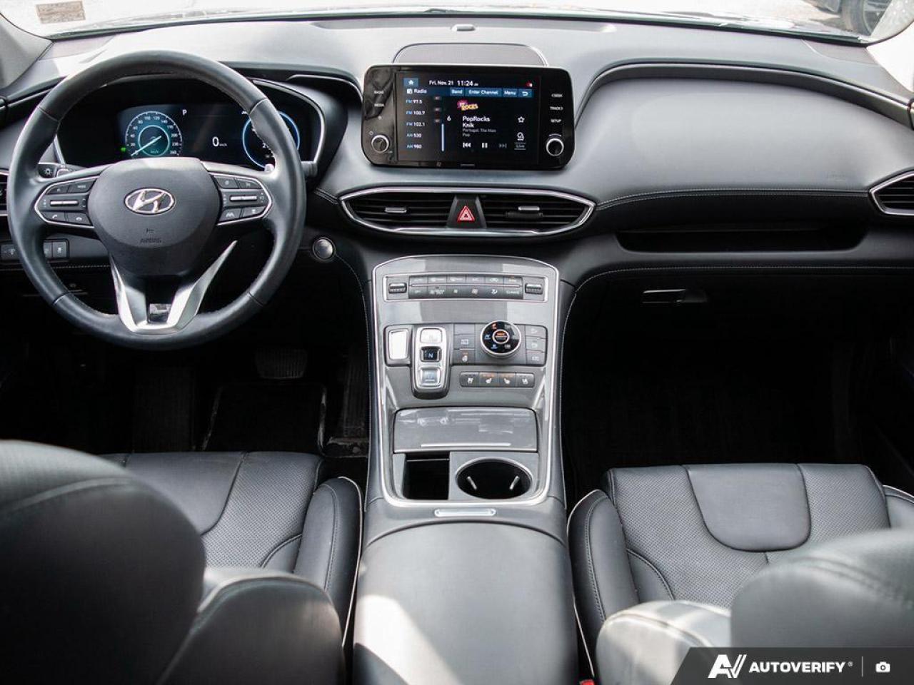 2022 Hyundai Santa Fe HEV Luxury 4dr All-Wheel Drive Photo