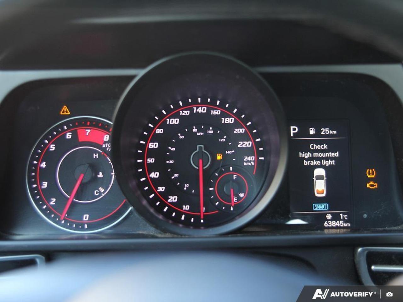 2021 Hyundai Elantra Preferred w/Sun & Tech Pkg 4dr Sedan Photo