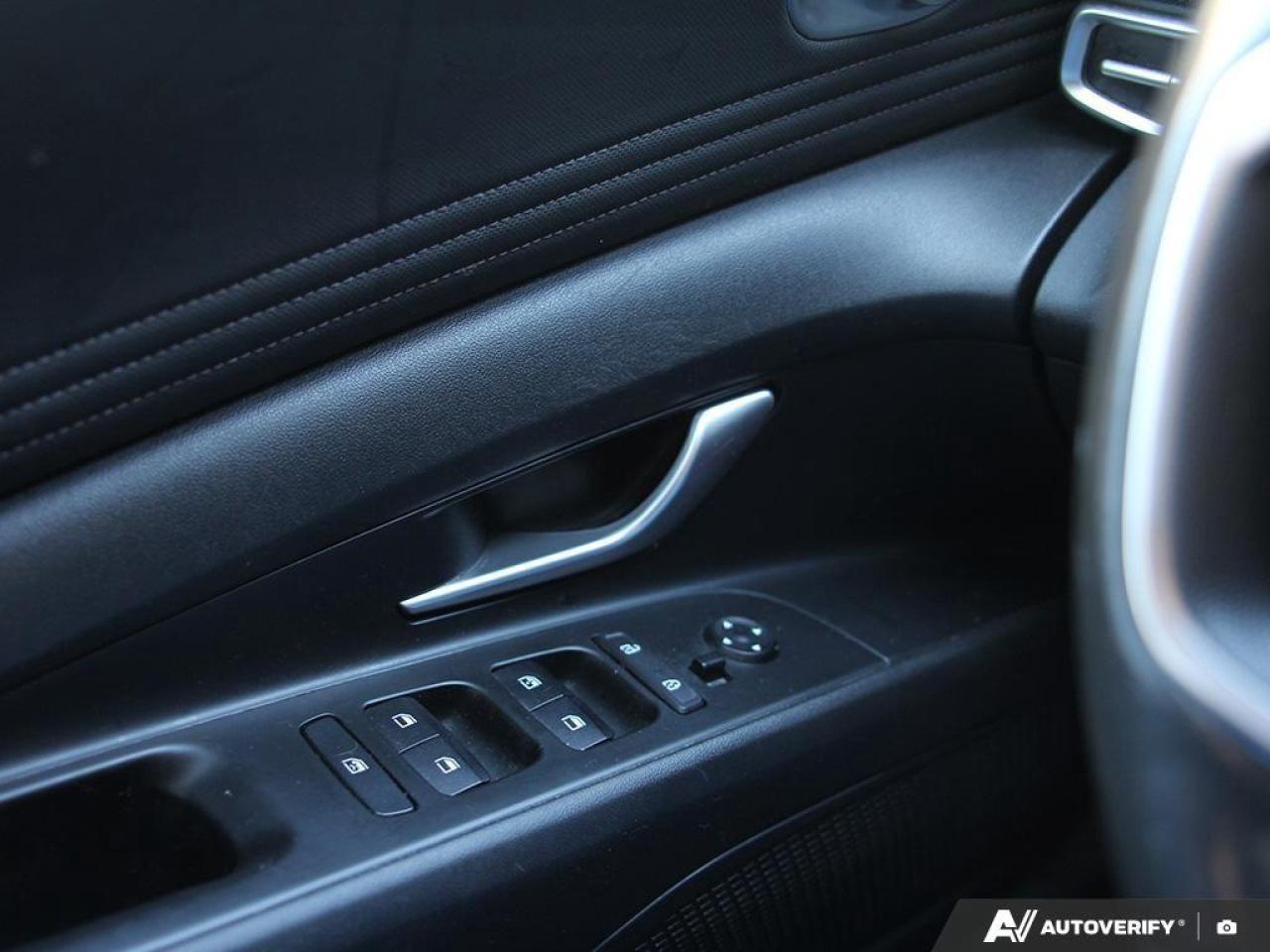 2021 Hyundai Elantra Preferred w/Sun & Tech Pkg 4dr Sedan Photo