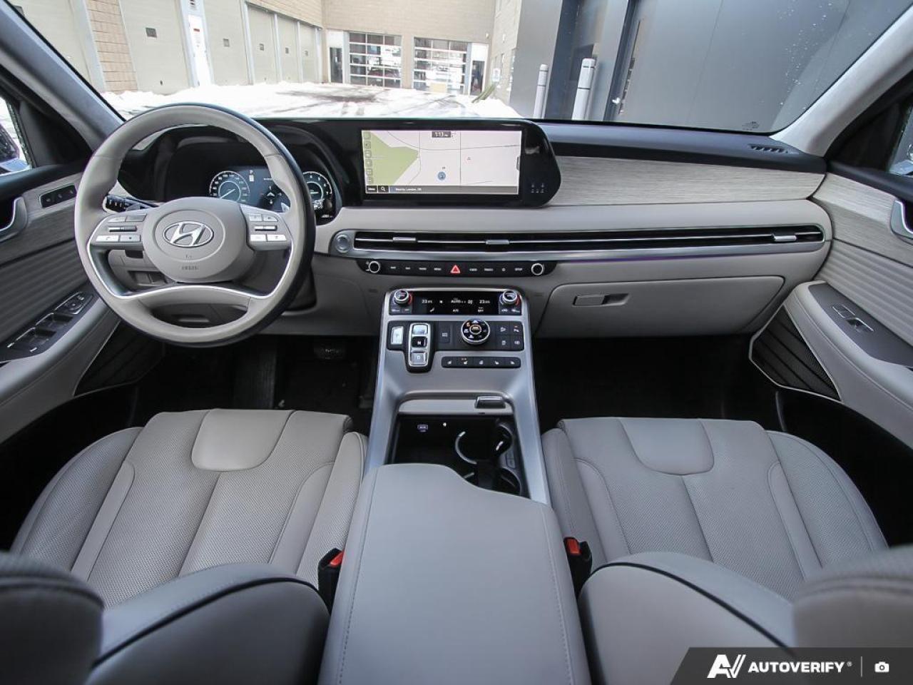 2025 Hyundai PALISADE Ultimate Calligraphy 4dr All-Wheel Drive Photo