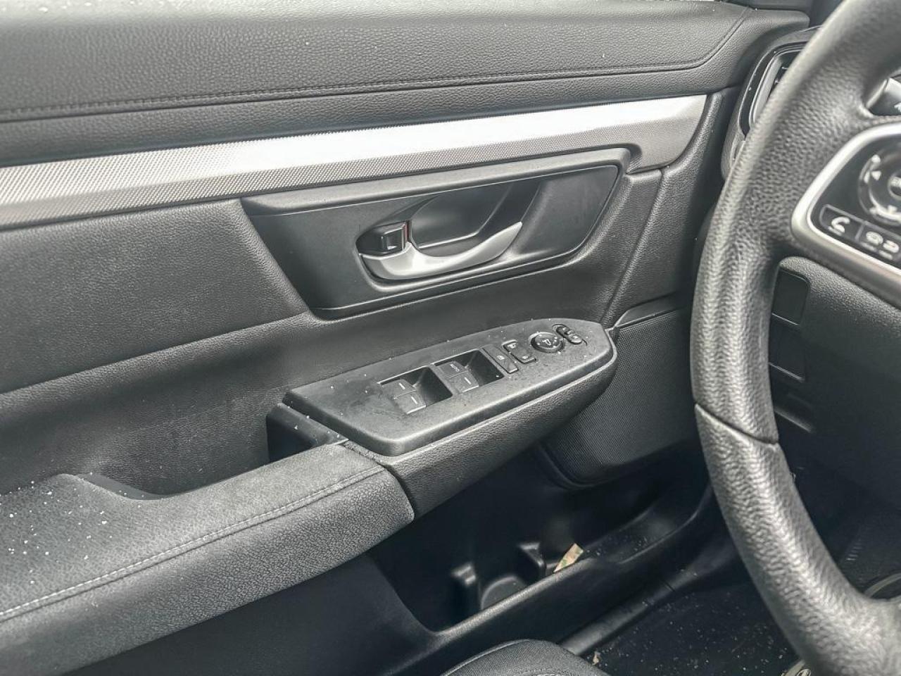 2022 Honda CR-V LX Photo