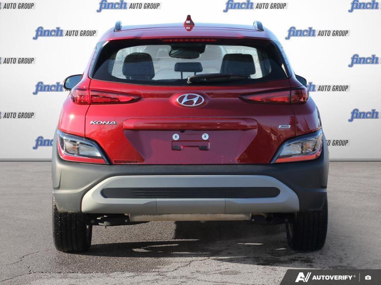 2022 Hyundai KONA 2.0L Preferred Sun & Leather Package 4dr All-Wheel Drive Photo4