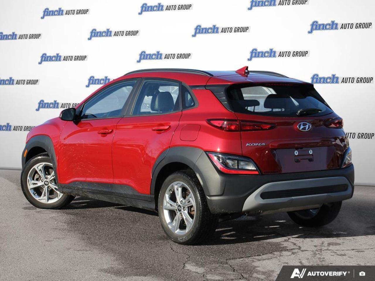2022 Hyundai KONA 2.0L Preferred Sun & Leather Package 4dr All-Wheel Drive Photo3