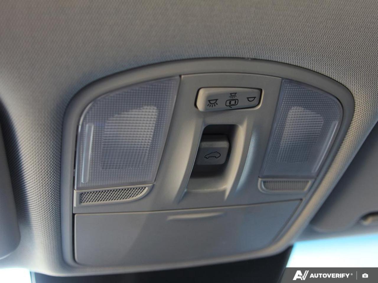 2022 Hyundai KONA 2.0L Preferred Sun & Leather Package 4dr All-Wheel Drive Photo