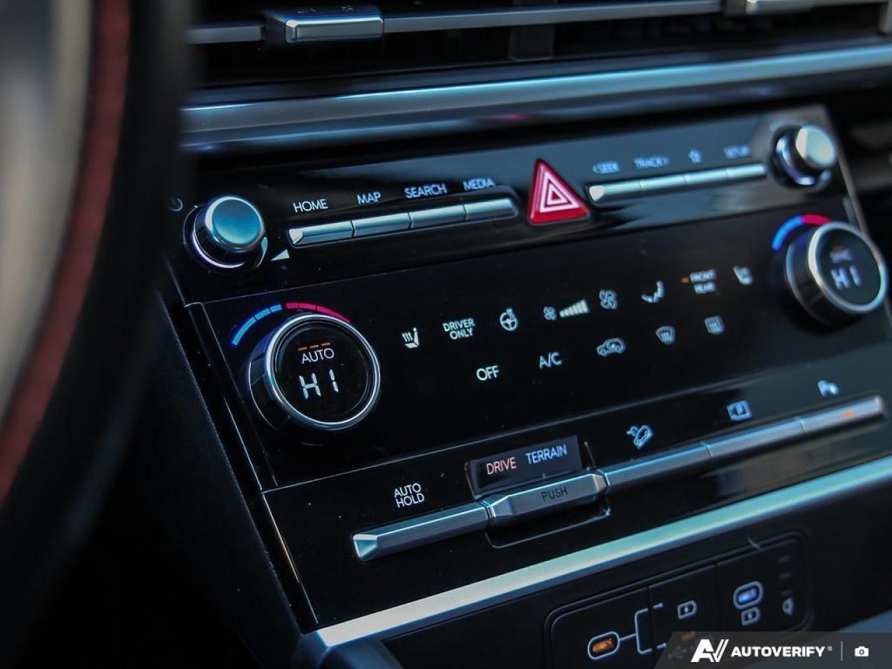 2024 Hyundai Santa Fe HEV Preferred w/Trend Package 4dr All-Wheel Drive Photo