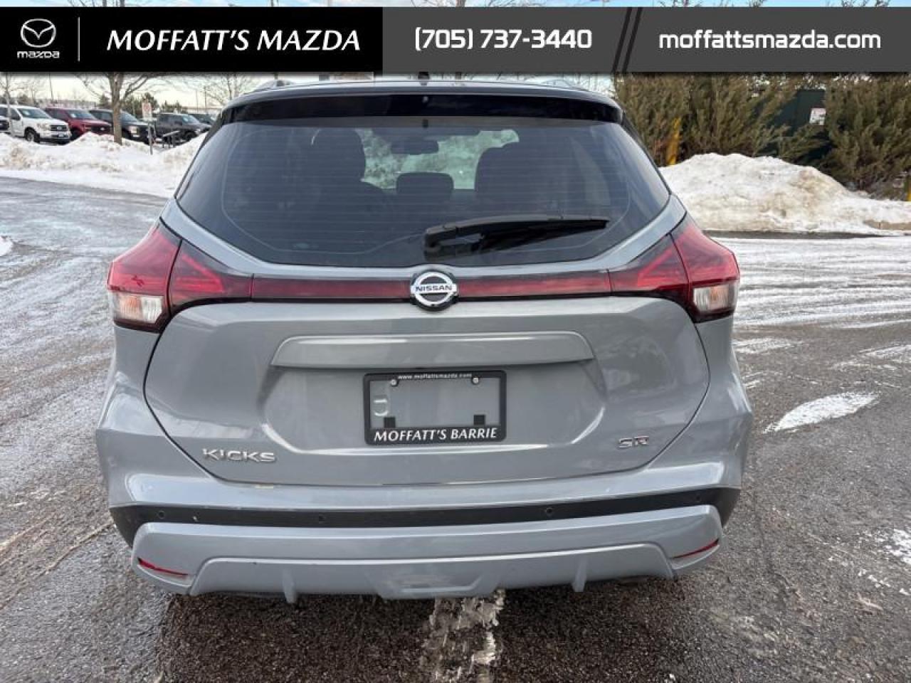 2021 Nissan Kicks SR Photo3