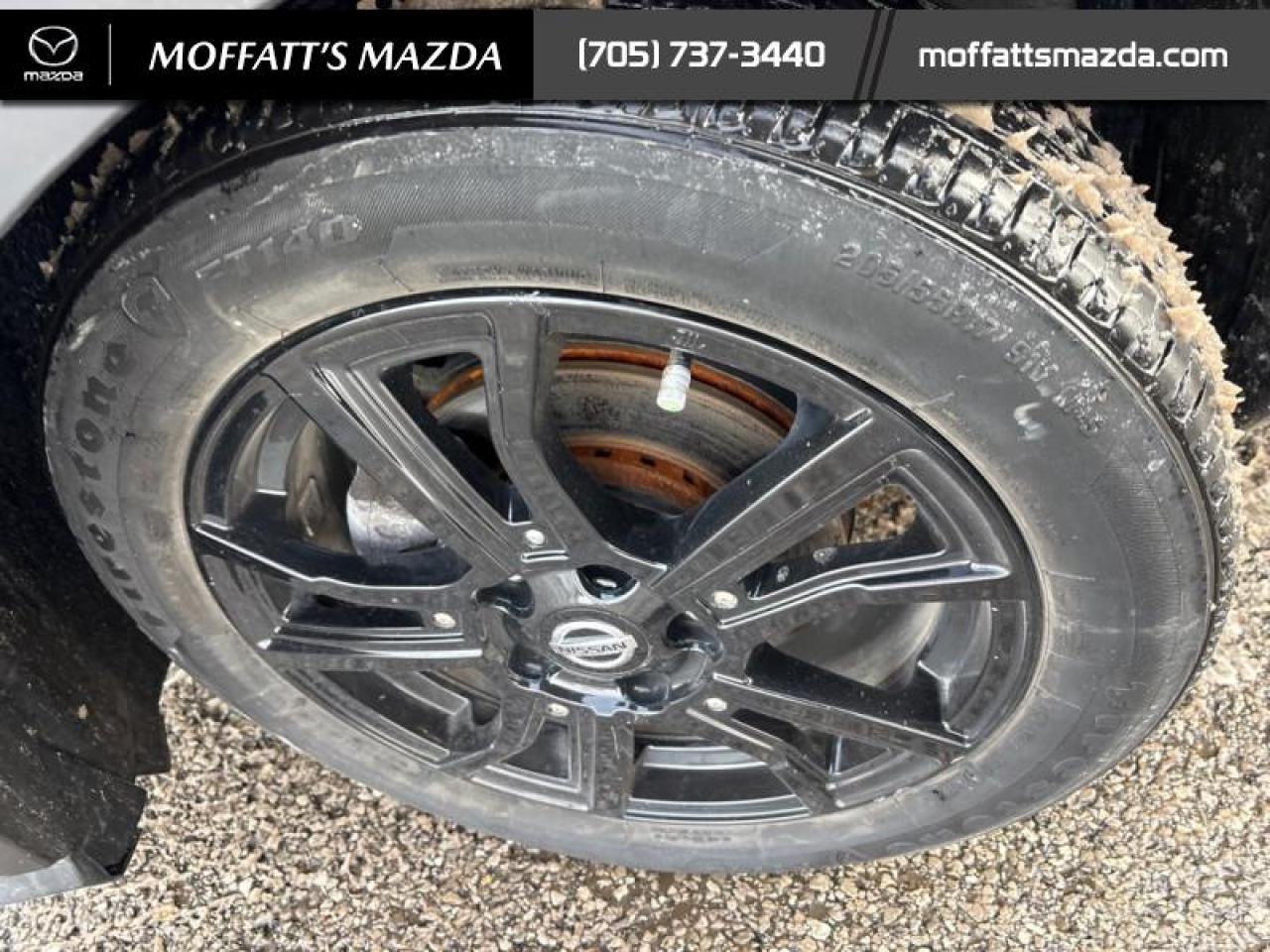 2021 Nissan Kicks SR Photo