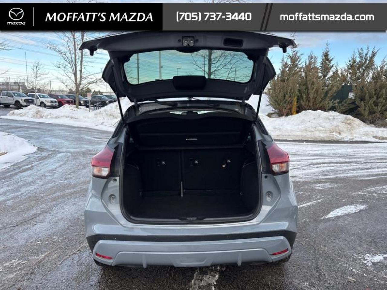 2021 Nissan Kicks SR Photo