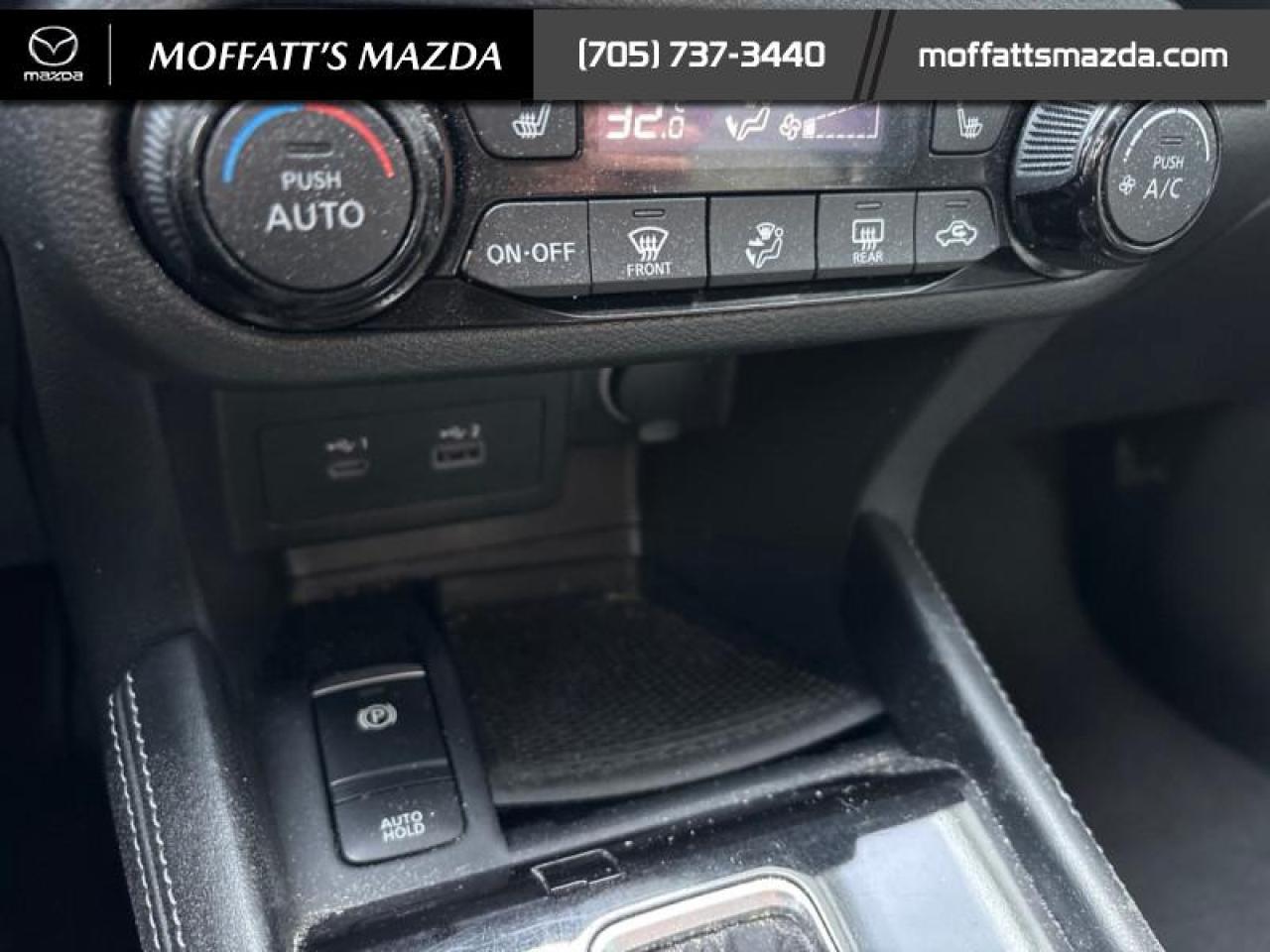 2021 Nissan Kicks SR Photo