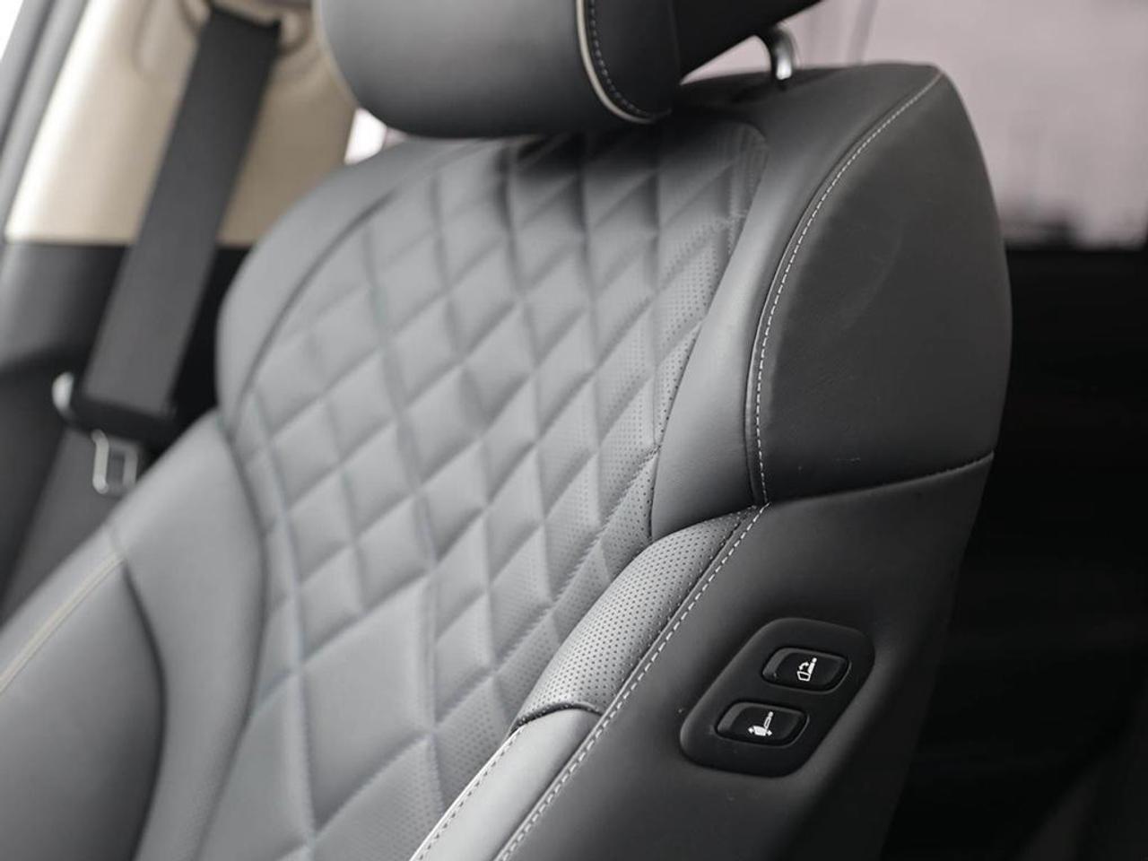 2025 Genesis GV80  Photo