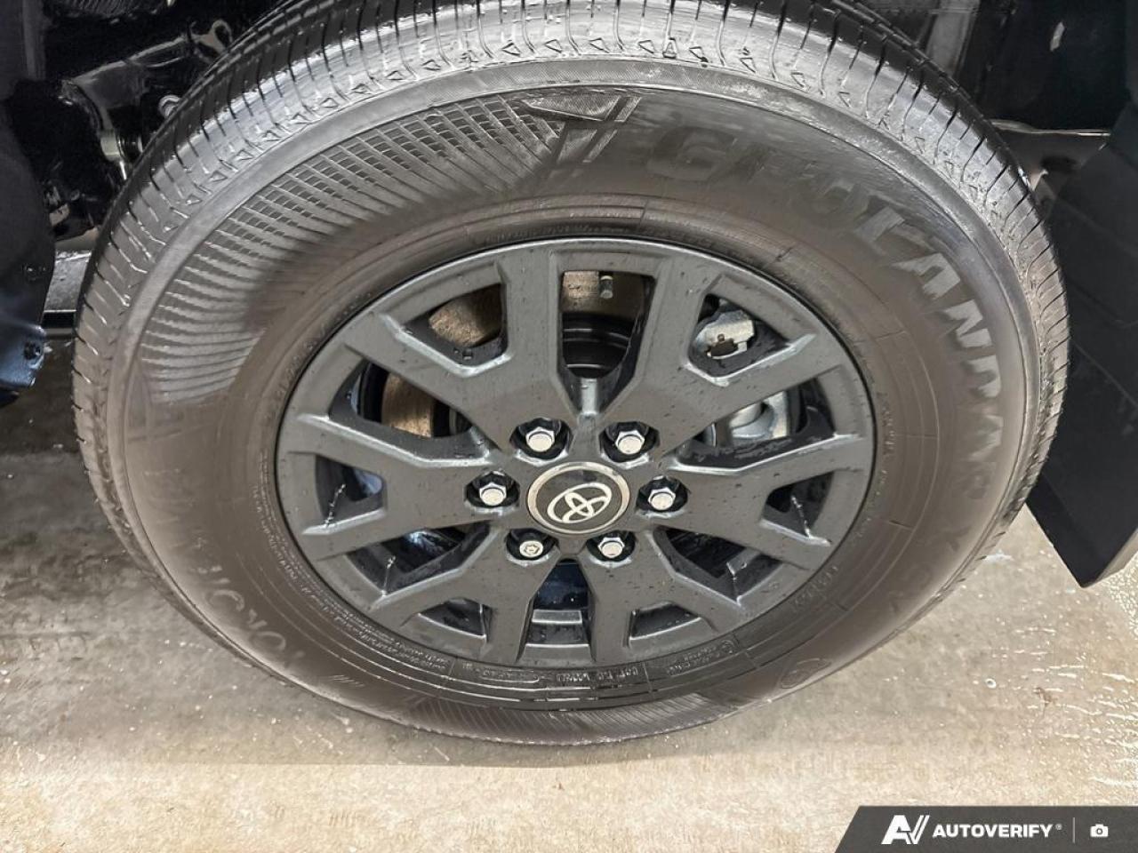 2025 Toyota 4Runner Base 4dr 4x4 Photo