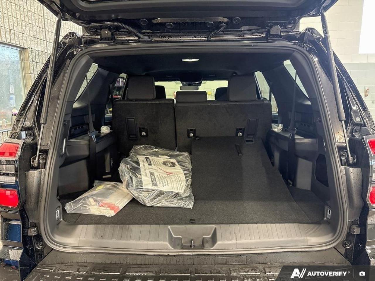 2025 Toyota 4Runner Base 4dr 4x4 Photo