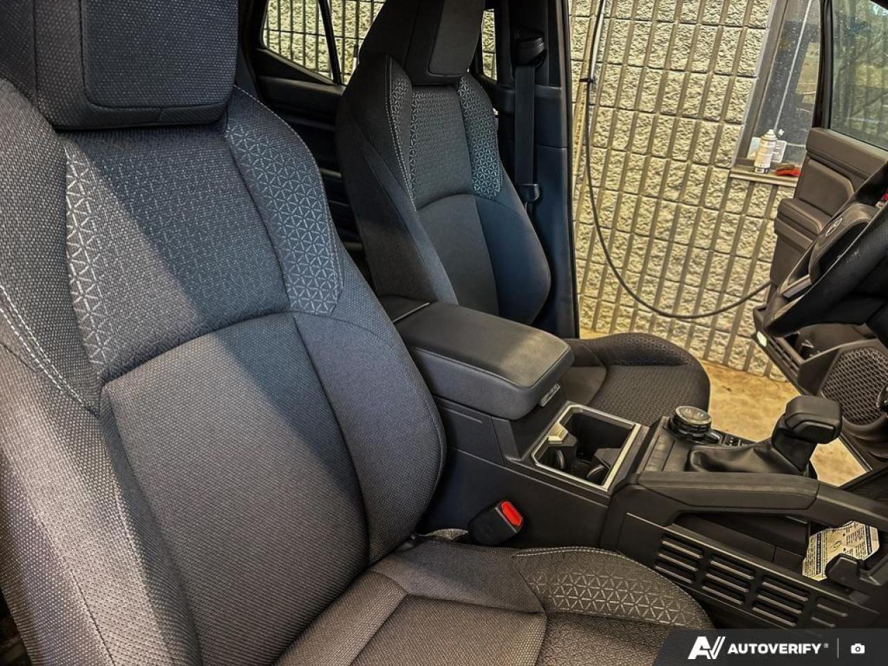 2025 Toyota 4Runner Base 4dr 4x4 Photo