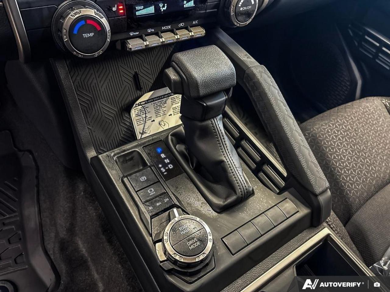 2025 Toyota 4Runner Base 4dr 4x4 Photo