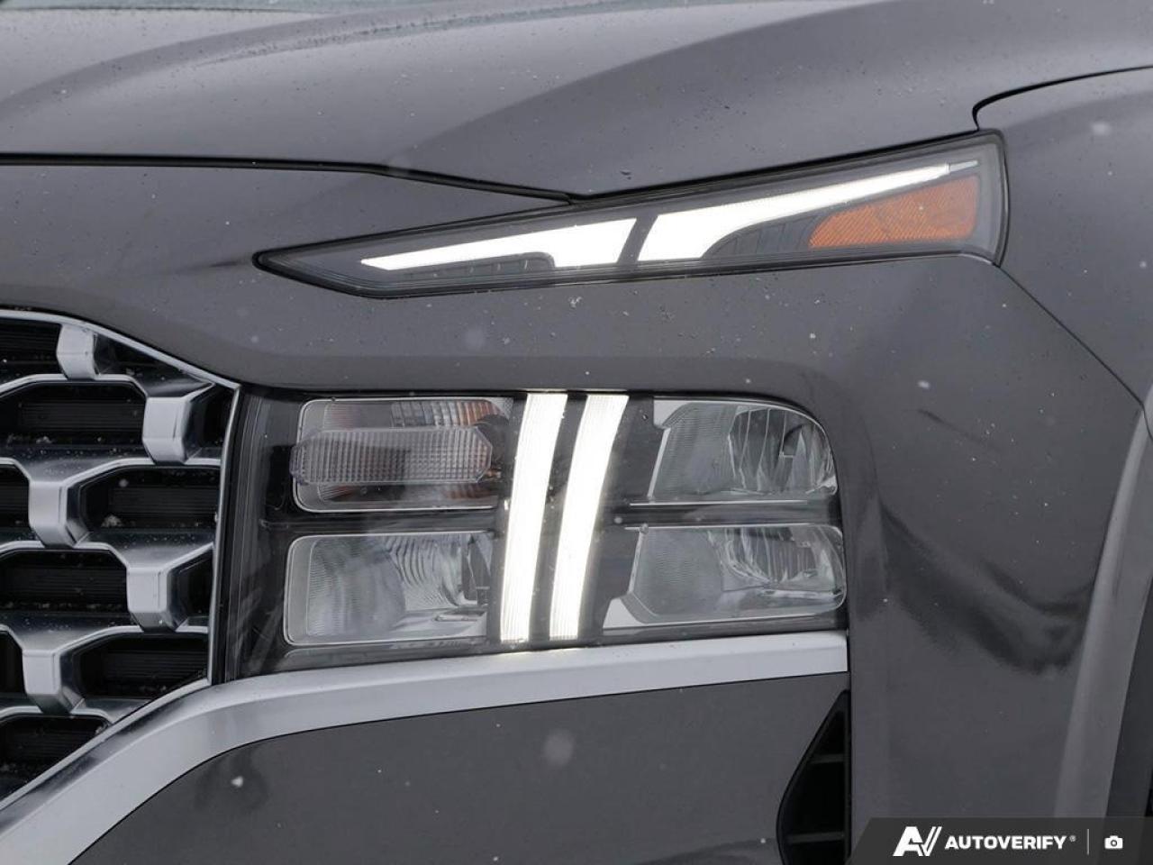 2021 Hyundai Santa Fe HEV Luxury 4dr All-Wheel Drive Photo