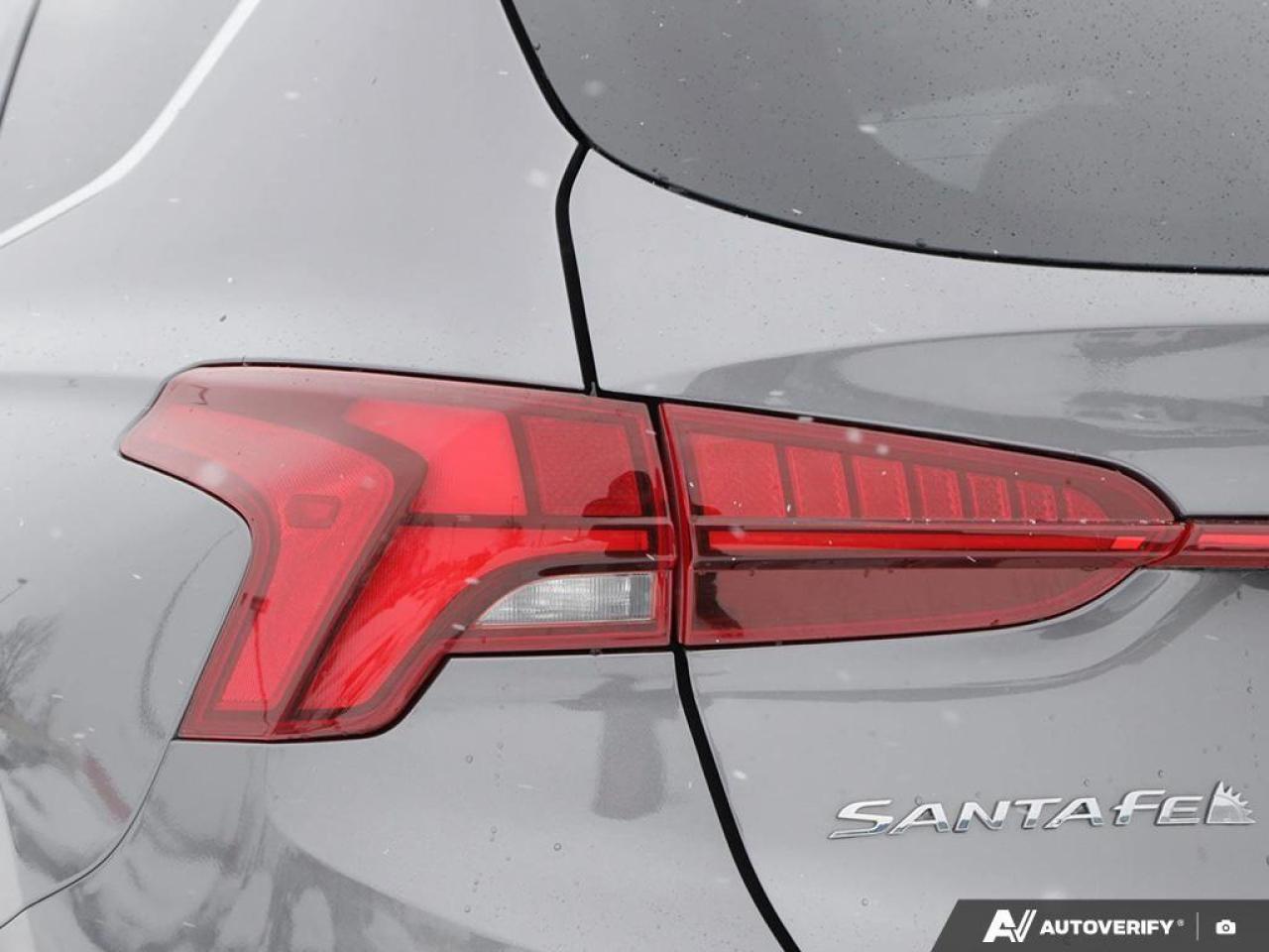 2021 Hyundai Santa Fe HEV Luxury 4dr All-Wheel Drive Photo