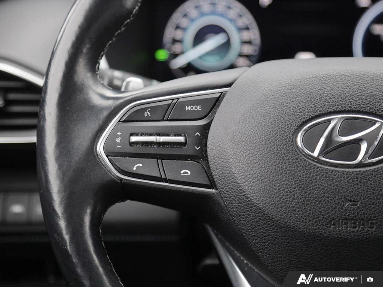 2021 Hyundai Santa Fe HEV Luxury 4dr All-Wheel Drive Photo