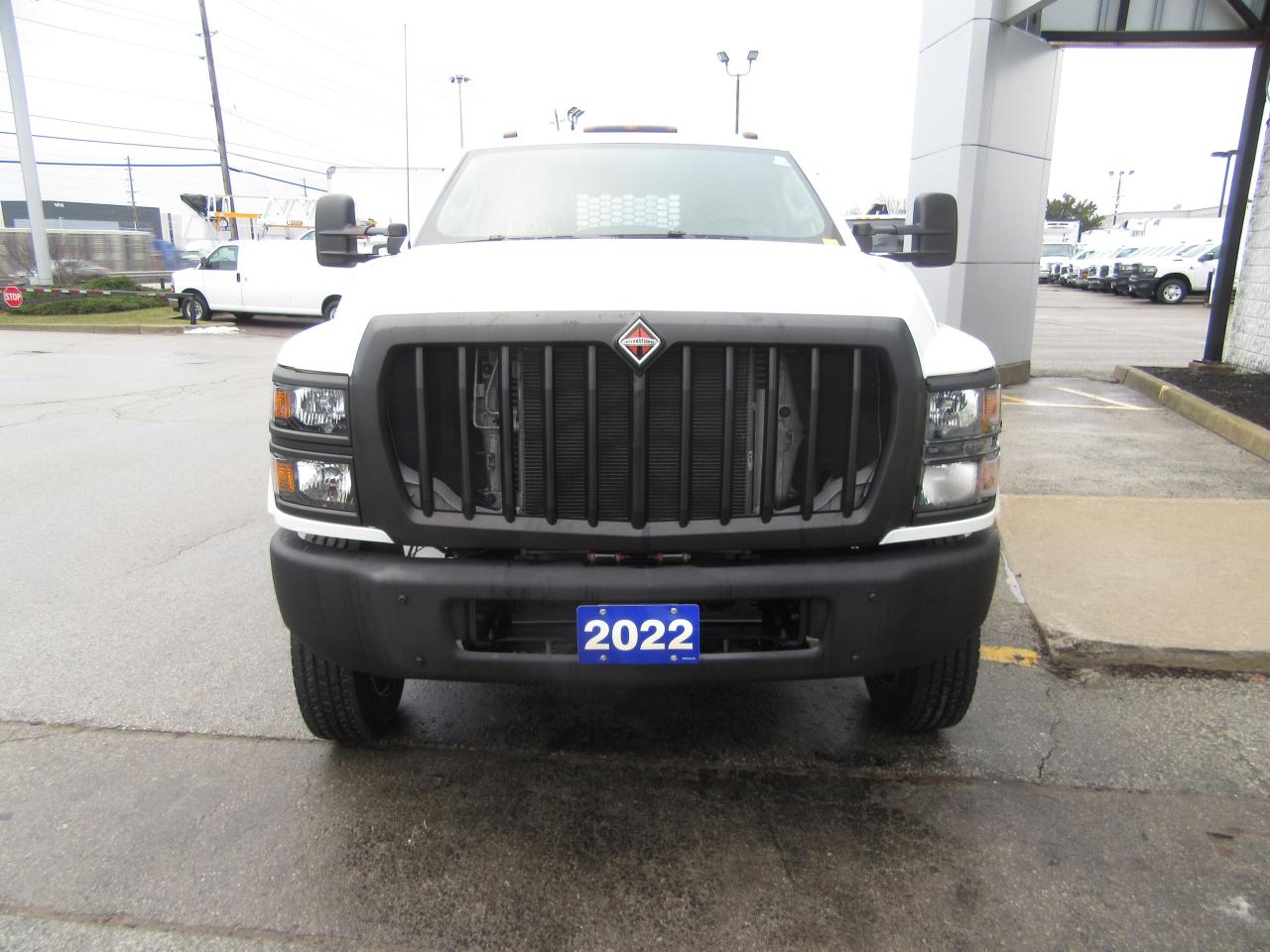 2022 International CV 515 DURAMAX DIESEL 4X4 12FT FLATDECK Photo2
