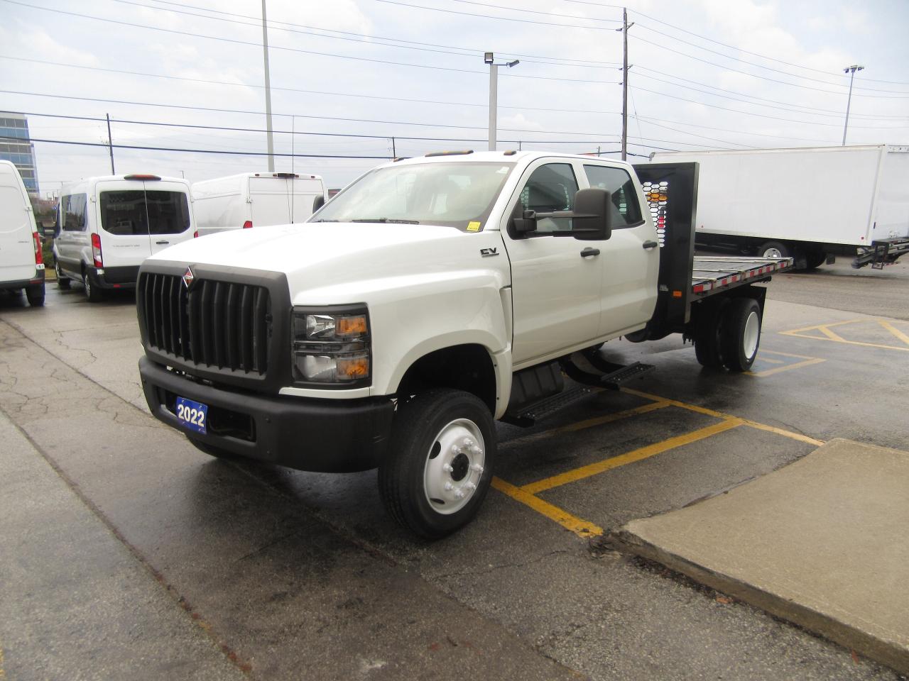 2022 International CV 515 DURAMAX DIESEL 4X4 12FT FLATDECK Photo