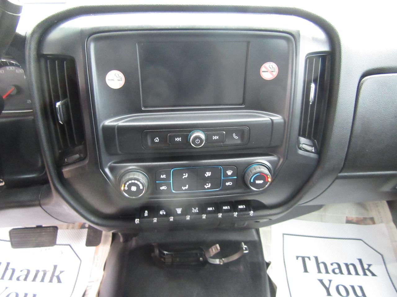 2022 International CV 515 DURAMAX DIESEL 4X4 12FT FLATDECK Photo