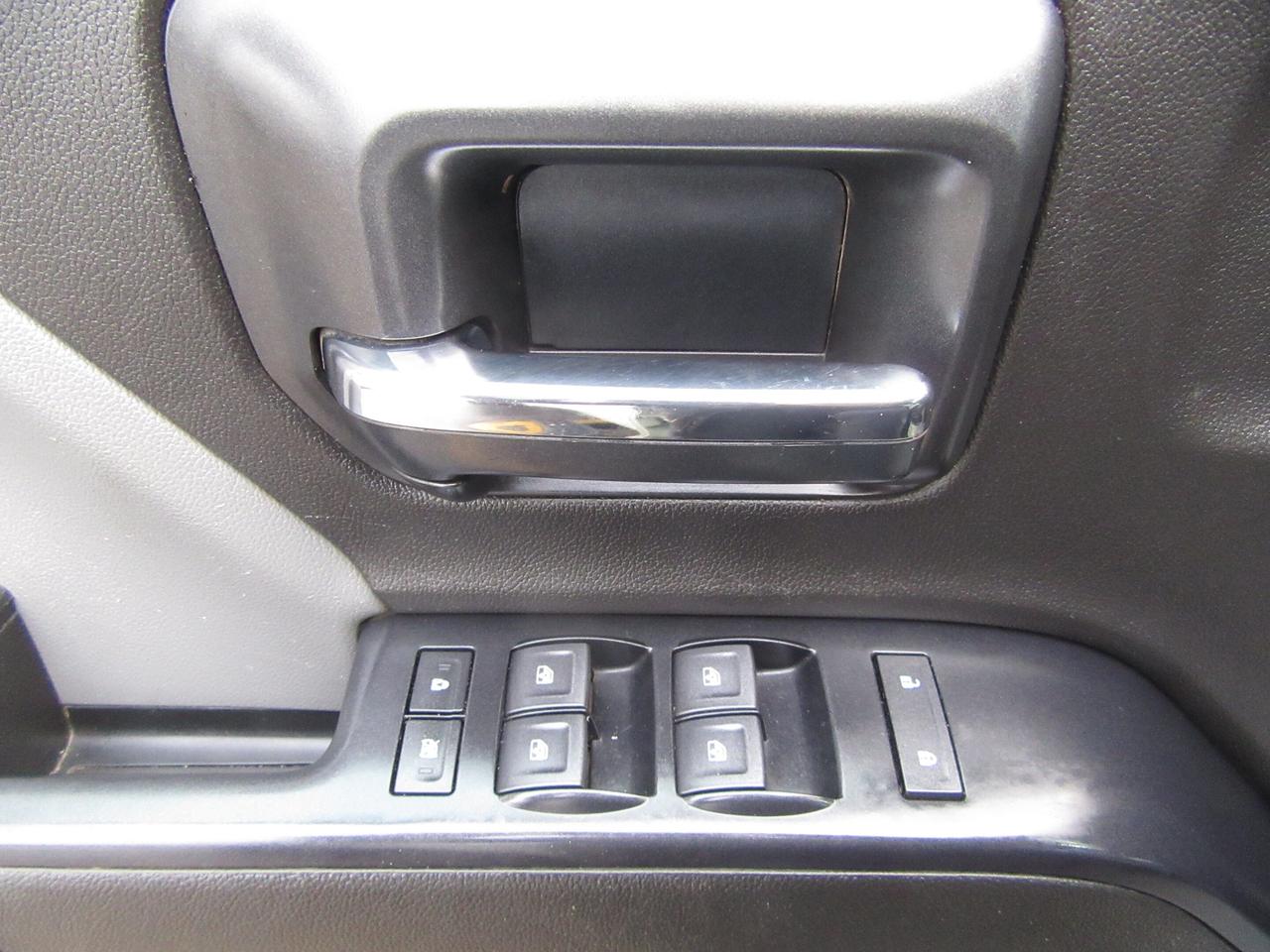 2022 International CV 515 DURAMAX DIESEL 4X4 12FT FLATDECK Photo