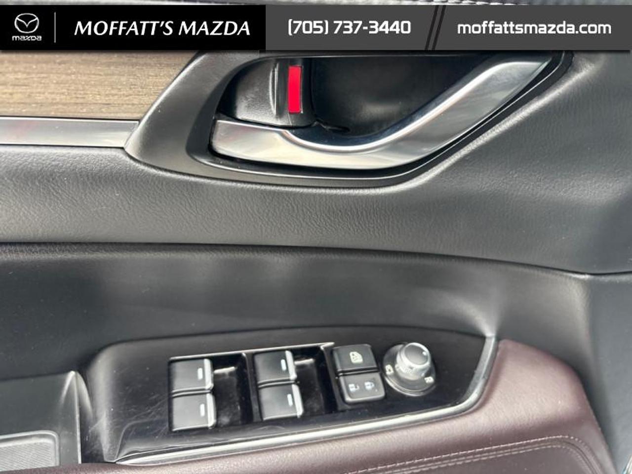 2022 Mazda CX-5 Signature Photo