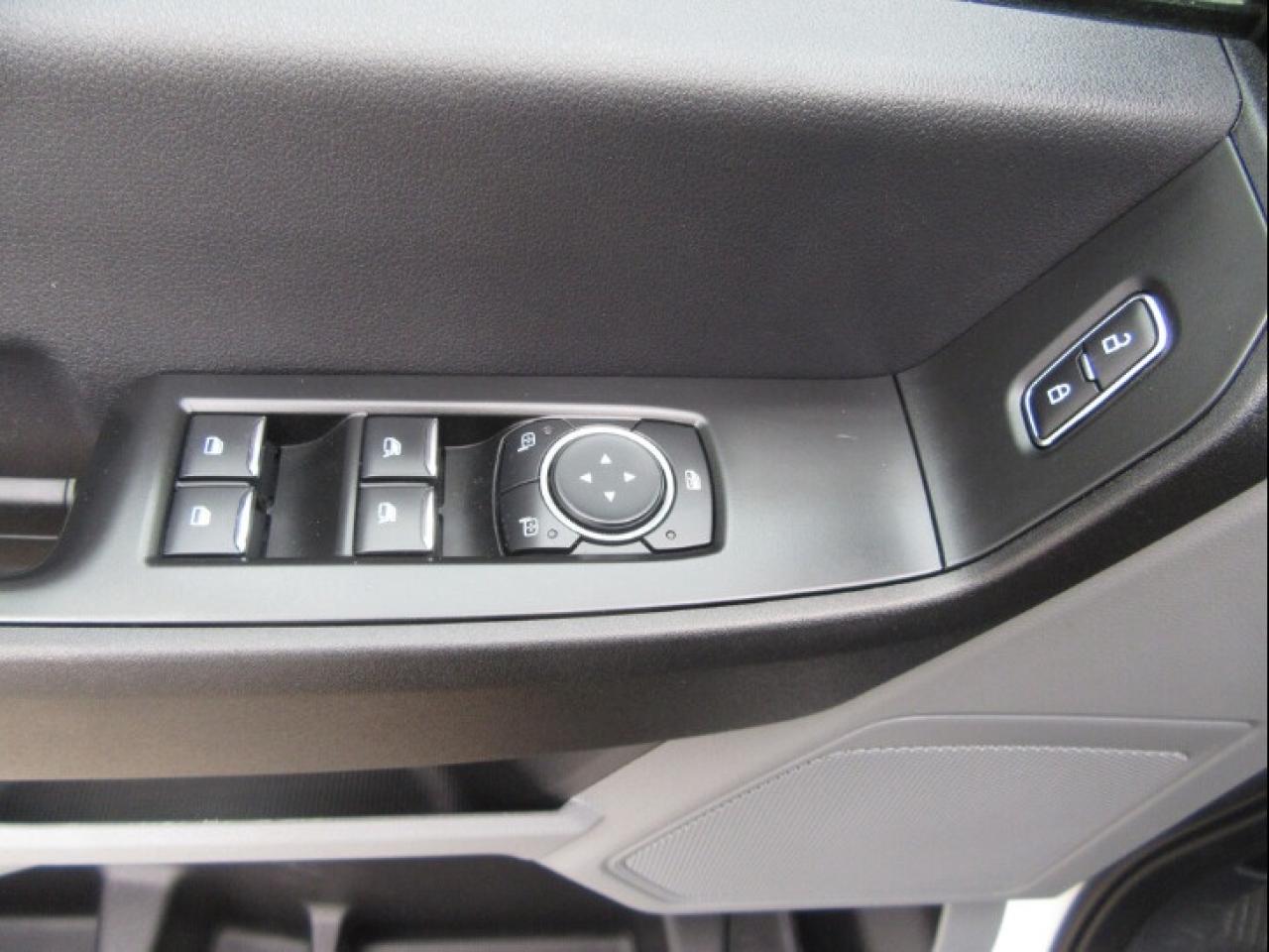 2024 Ford F-250 CREW CAB 4X4 8FT LONG BOX Photo