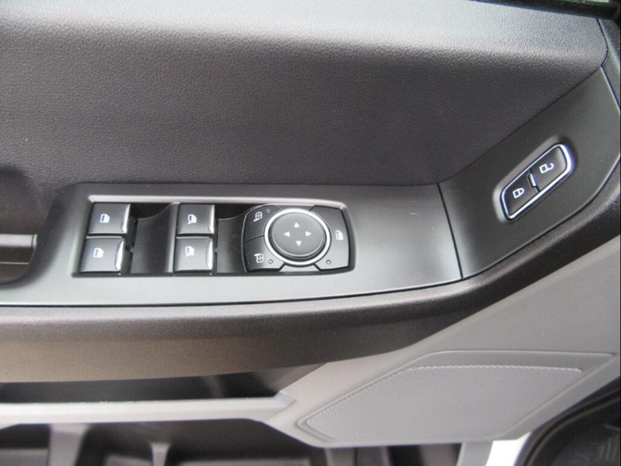 2024 Ford F-250 CREW CAB 4X4 8FT LONG BOX Photo