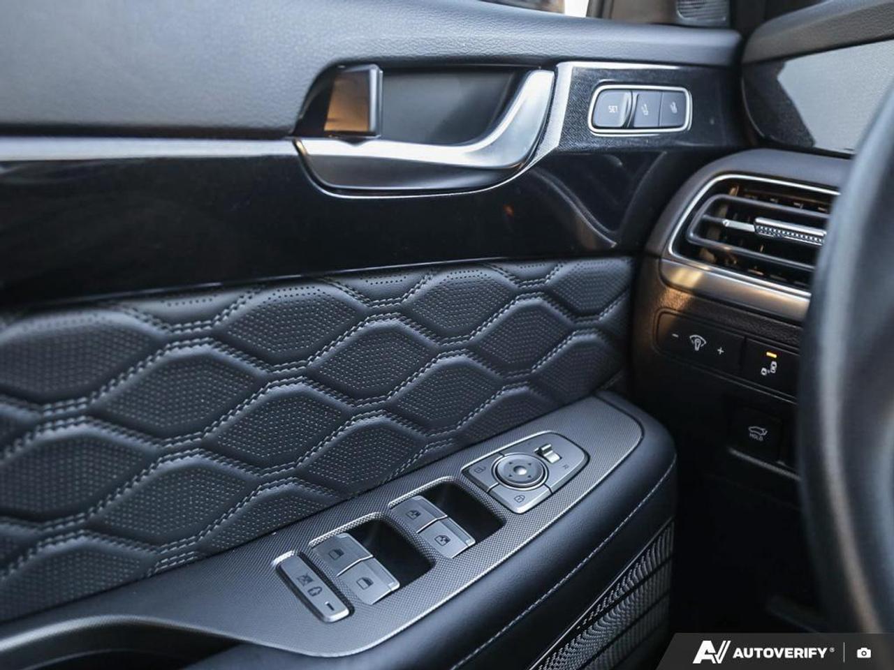 2020 Hyundai PALISADE Ultimate 7 Passenger 4dr All-Wheel Drive Photo