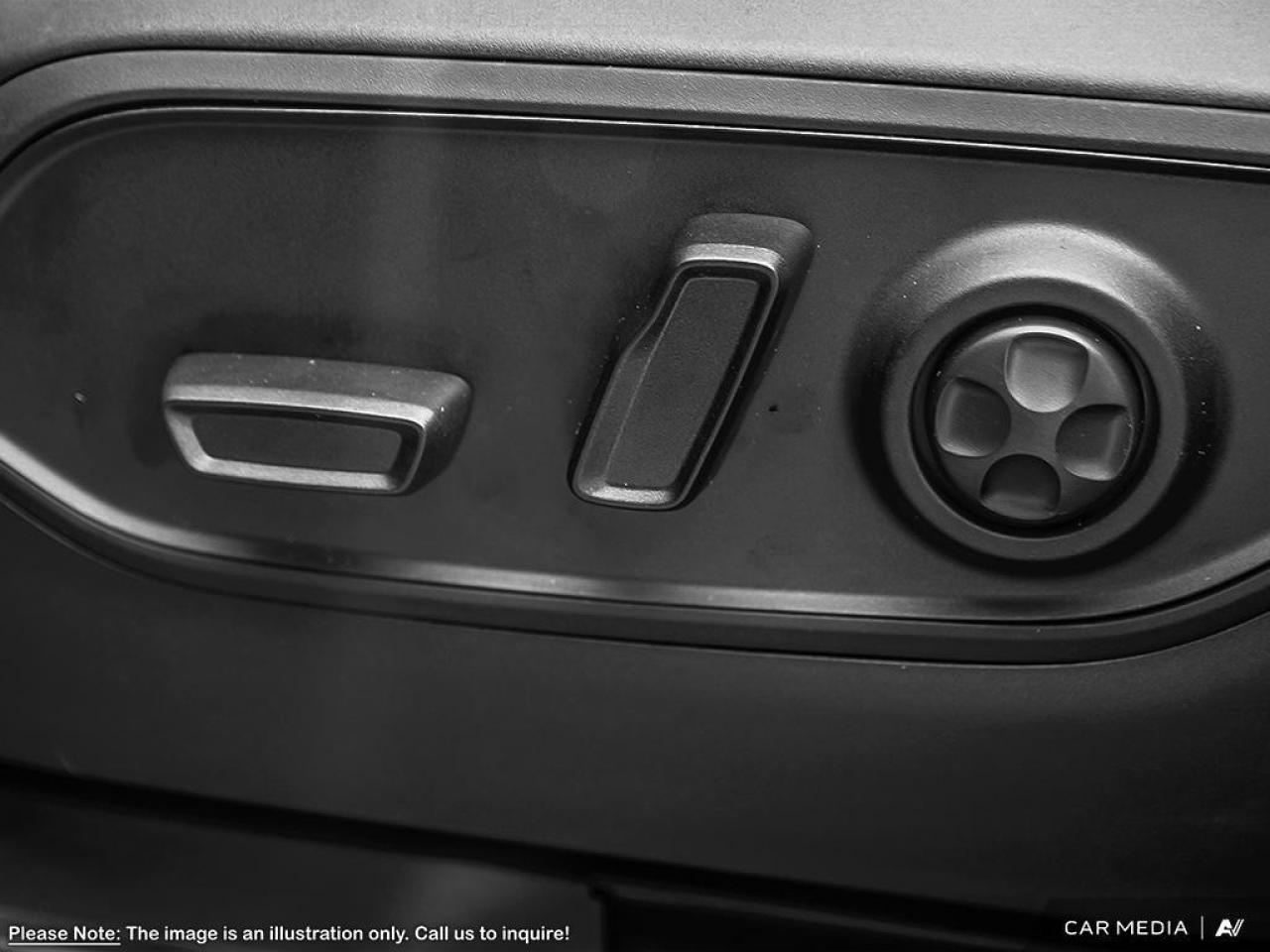 2025 Jeep Grand Cherokee Laredo 4dr 4x4 Photo