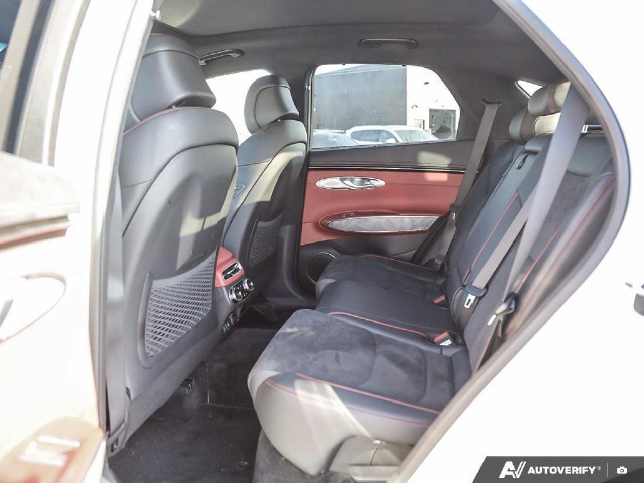 2022 Genesis GV70 2.5T Prestige 4dr All-Wheel Drive Photo