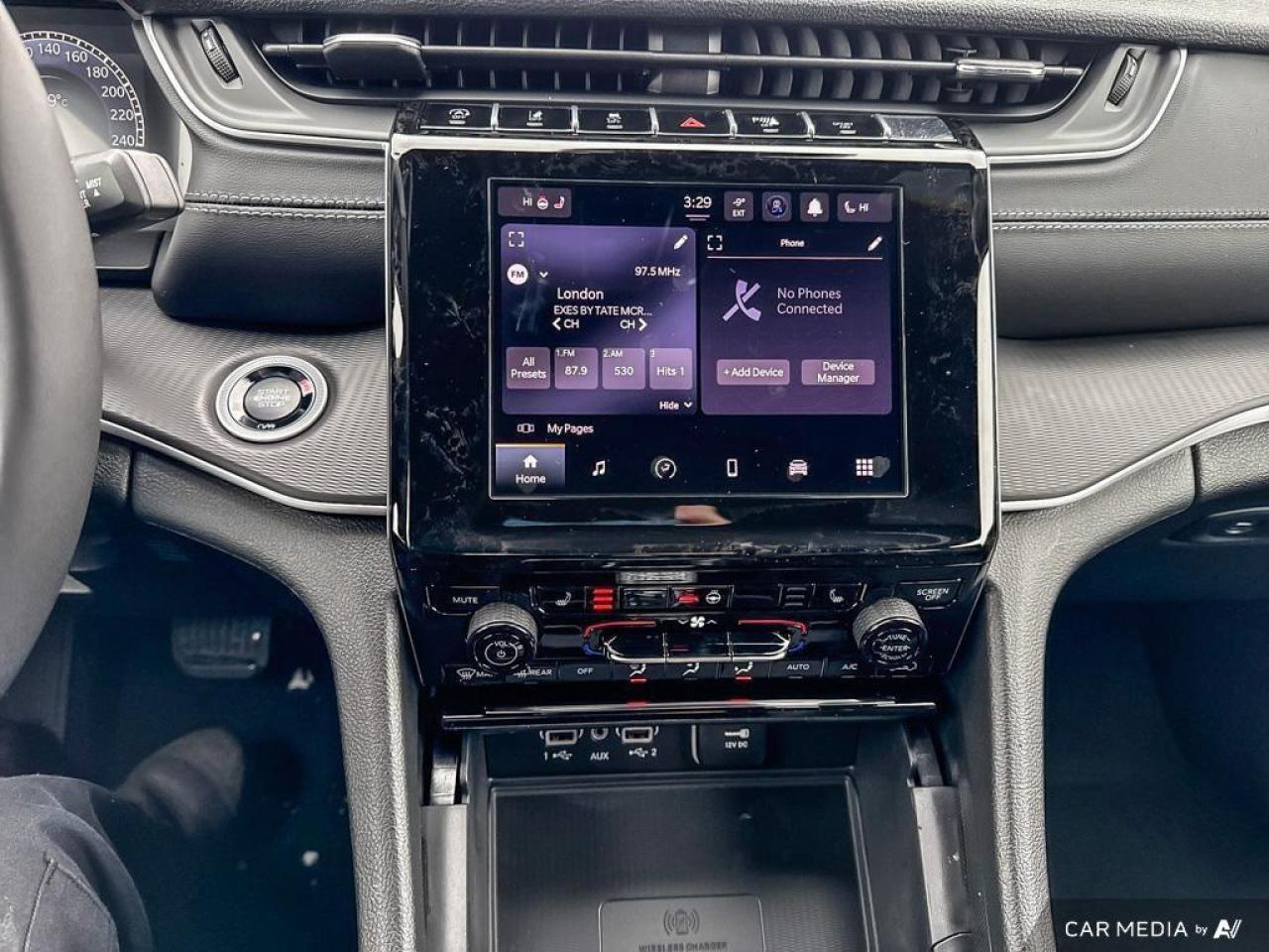 2025 Jeep Grand Cherokee Laredo 4dr 4x4 Photo